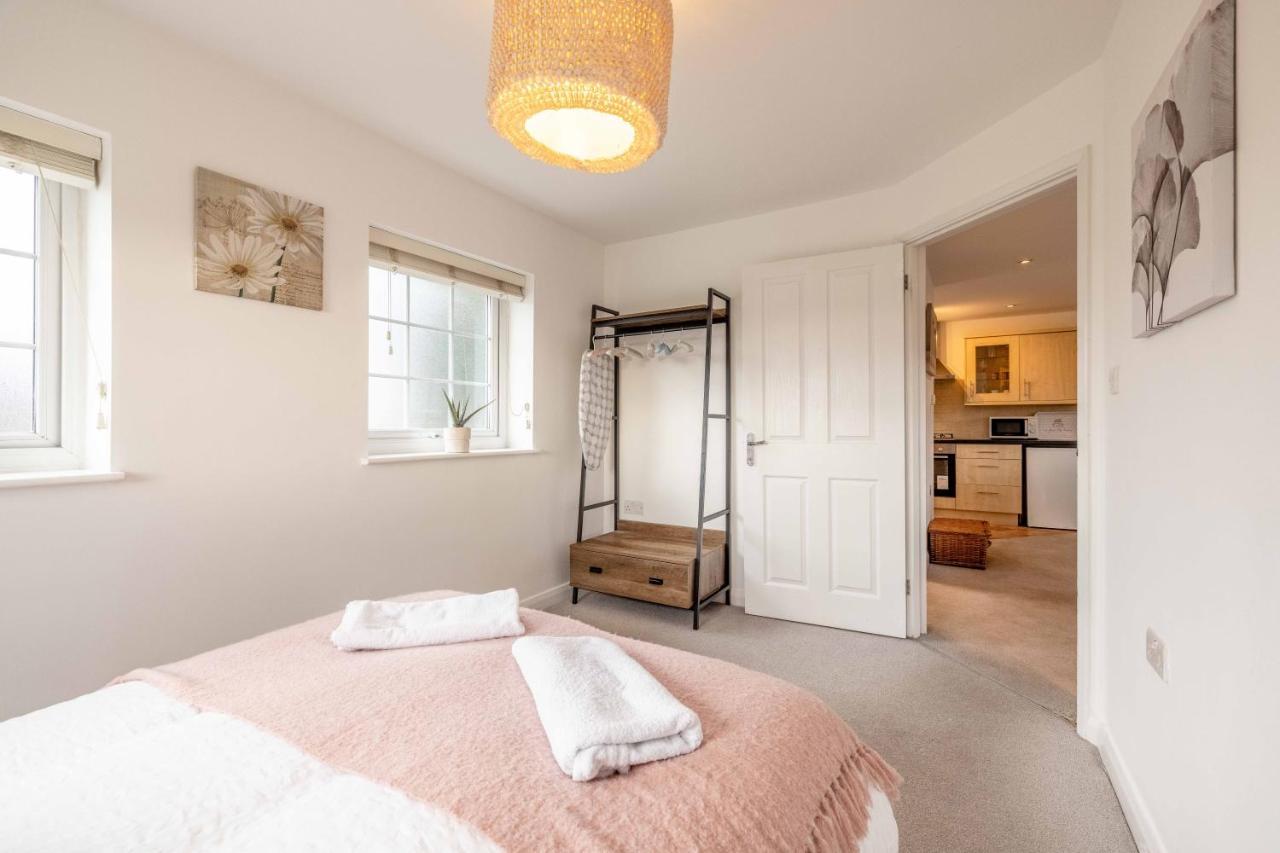 Windsor Wexham One Bedroom Home Sleeps Four Slough Exterior photo